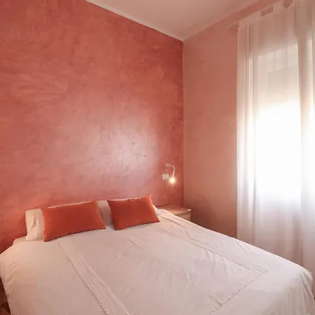 Ospedale San Camillo - Elegante Attico Apartment